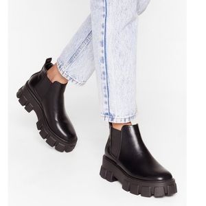 Chunky Chelsea Boots